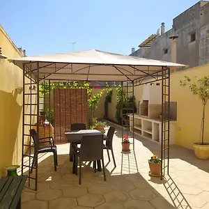 La Casetta Col Cortile Apartment